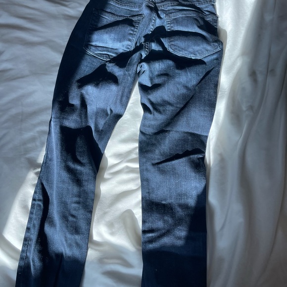 Good American brand, size 25, good waist jeans. - Picture 4 of 4